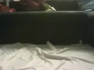 Chaturbate Live Sex of holyhotwife86