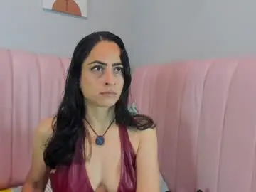 Chaturbate Live Sex Cam of lucycarterr