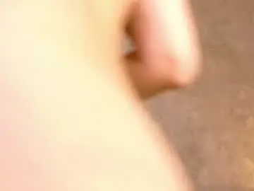 Chaturbate Live Sex Cam of alessia_bloom_