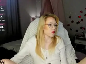 Chaturbate Free Porn Cam of esme_runn