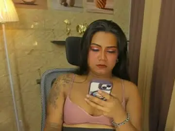 Chaturbate Live Sex Cam of gorgeous_dark_luna