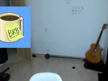 Chaturbate Live Sex Cam of loganhot22