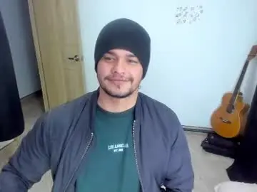 Chaturbate Best live sex cam show of loganhot22