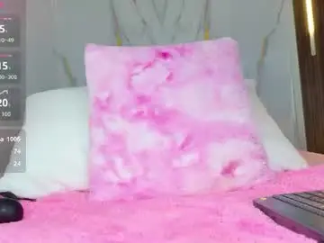 Chaturbate Live Sex Cam of scarleht_blonde