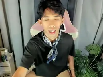 Chaturbate Live Sex Cam of alexa_chi