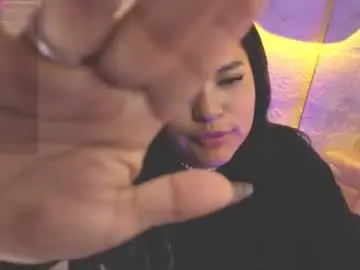 Chaturbate Free Porn Cam of paulette_v