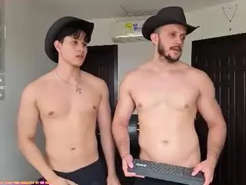 Chaturbate Adult Video Chat of teddybear_07
