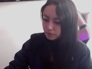 Chaturbate Live Sex of holly_rose69