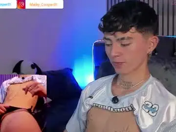 Chaturbate Adult Video Chat of maiky_cooper01