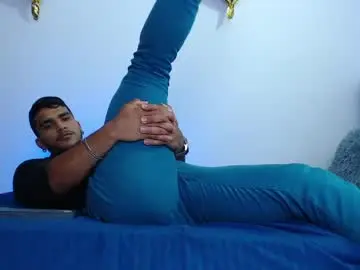 Chaturbate Live Porn of camilo_contre21