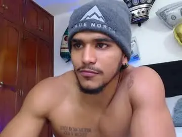 Chaturbate Live Porn of camilo_contre21
