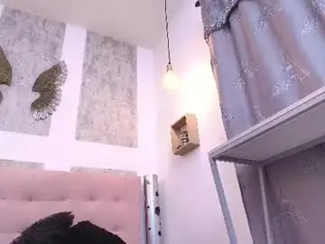 Chaturbate Best live sex cam show of zhamira_21