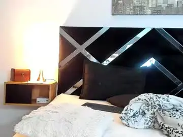 Chaturbate Live Sex Cam of andykings_1