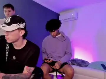 Chaturbate Sex Chat of handsomeboys19