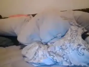 Chaturbate Live Sex Cam of carvelj