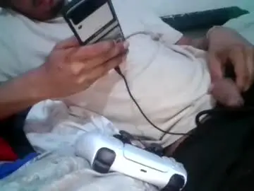 Chaturbate Live Sex Cam of carvelj