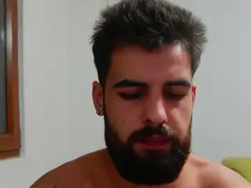 Chaturbate Live Sex Cam of hairyrobxxx