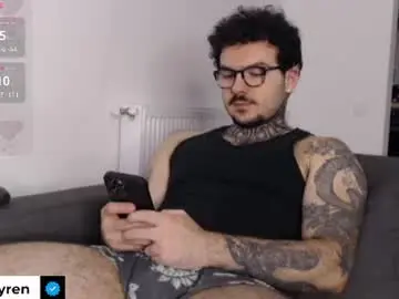 Chaturbate Live Sex Cam of hypersyren