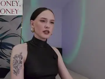 Chaturbate Free Live Porn of sirenaswhisper
