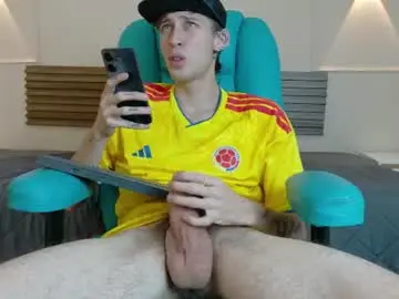 Chaturbate Free Live Porn of max_saenz