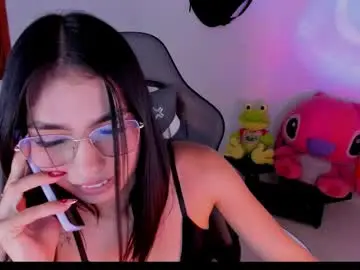 Chaturbate Live Sex Cam of scarleth_ferrec