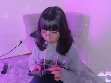 Chaturbate Nude Webcam of arya_line