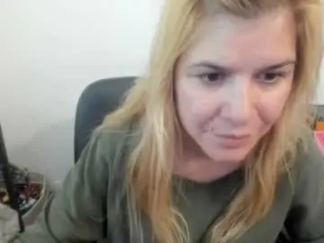Chaturbate Best live sex cam show of artsyandcraftsy_
