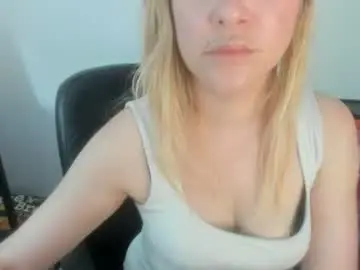Chaturbate Live Porn of artsyandcraftsy_