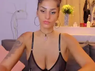 Chaturbate Adult Webcams of alphaqueenx