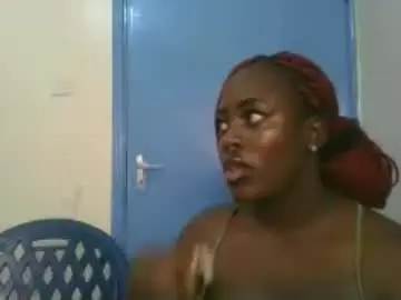 Chaturbate Live Sex Cam of avian_babe1