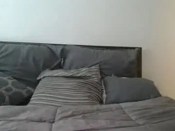 Chaturbate Live Sex Cam of bigdicktrannynicole