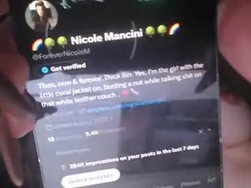 Chaturbate Nude Webcam of bigdicktrannynicole
