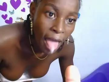 Chaturbate Free Live Porn of sexy_juicy247