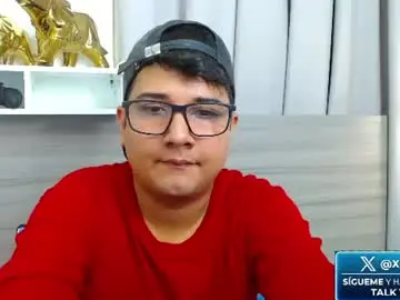 Chaturbate Nude Webcam of xlittleb0y