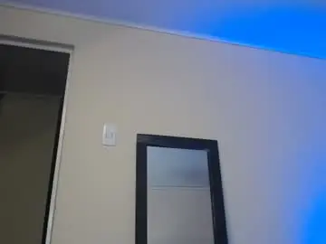 Chaturbate Free Porn Cam of bella_lr