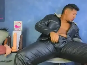 Chaturbate Free Live Porn of mrtom_pig