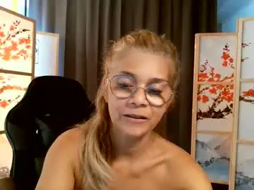 Chaturbate Adult Video Chat of francelune
