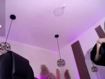 Chaturbate Live Sex of amara_davis1