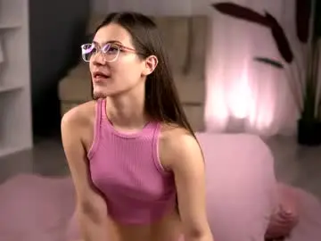 Chaturbate Best live sex cam show of kiaravalez