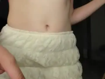 Chaturbate Live Sex Cam of skyedavis
