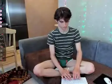 Chaturbate Free Live Porn of aaron_bang