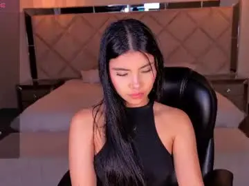 Chaturbate Adult Video Chat of mialaurence_