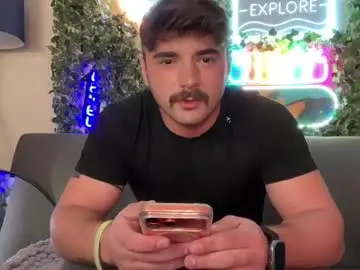 Chaturbate Best live sex cam show of dohmerboyz