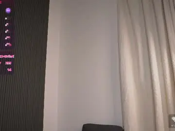 Chaturbate Best live sex cam show of emmaxblanco