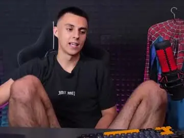 Chaturbate Free Porn Cam of hols_20
