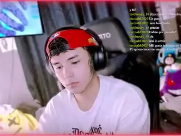 Chaturbate Live Sex Cam of thebluesky_18