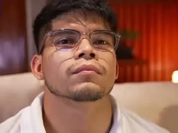 Chaturbate Watch Live Sex Cams of capizzi_