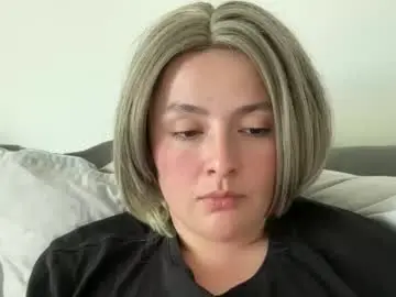 Chaturbate Live Porn of emily_morning_dew