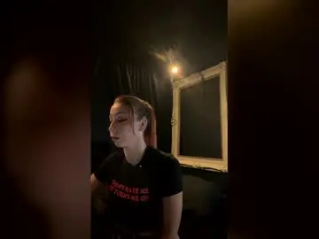 Chaturbate Live Sex Cam of scarlettrebel069
