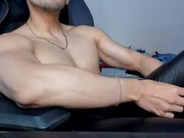 Chaturbate Adult Webcams of tommy_bred